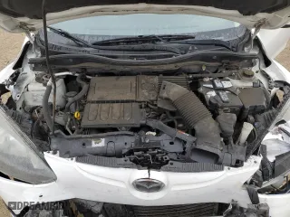 2012 Mazda Mazda2 Touring with VIN JM1DE1LZ1C0140095, listed as a Copart auction lot 43291535 with 102,170 mi miles and Salvage Title. Bid and sale history available at carsss.com. Image 12.