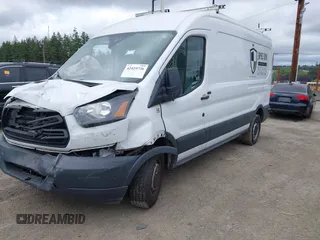 2018 Ford Transit Cargo z VIN 1FTYR2CGXJKB29432, wystawiony jako IAAI lot #42419726 z przebiegiem 80 543 mil mil oraz . Historia ofert i sprzedaży dostępna na DreamBid. Obrazek 17.