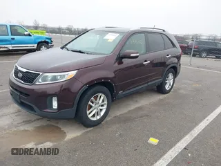 2015 Kia Sorento LX with VIN 5XYKTCA61FG568054, listed as a IAAI auction lot 41995522 with 229,631 mi miles. Bid and sale history available at carsss.com. Image 17.