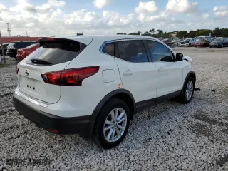 2019 Nissan Rogue Sport S with VIN JN1BJ1CP5KW238062, listed as a Copart auction lot 69317732 with 59,439 mi miles. Bid and sale history available at carsss.com. Image 3.