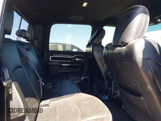 2019 Ram 2500 Laramie with VIN 3C6UR5FL7KG521132, listed as a IAAI auction lot 41806360 with 140,196 mi miles and . Bid and sale history available at DreamBid. Image 8.