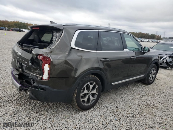 2020 Kia Telluride EX with VIN 5XYP3DHC8LG026386, listed as a Copart auction lot 82186064 with 61,115 mi miles and Salvage Title. Bid and sale history available at carsss.com. Image 3.