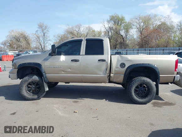 2004 Dodge 3500 ST with VIN 3D7LU38C24G276088, listed as a IAAI auction lot 41969955 with 243,373 mi miles. Bid and sale history available at carsss.com. Image 14.