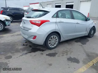 2016 Hyundai Elantra GT with VIN KMHD35LH5GU316015, listed as a IAAI auction lot 41823547 with 61,198 mi miles. Bid and sale history available at carsss.com. Image 4.