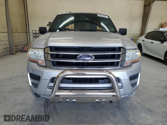 2016 Ford Expedition Max XLT z VIN 1FMJK1HT4GEF45663, wystawiony jako Copart lot #62464095 z przebiegiem 202 272 mil mil oraz Czysty tytuł • Clean title. Historia ofert i sprzedaży dostępna na DreamBid. Obrazek 5.