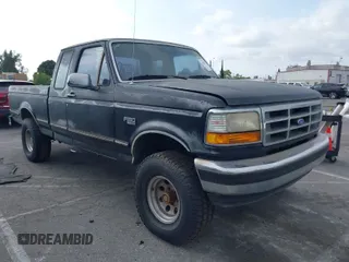 1995 Ford F-150 with VIN 1FTEX15H0SKB60831, listed as a IAAI auction lot 42075580 with 158,267 mi miles. Bid and sale history available at carsss.com. Image 1.