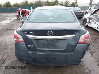 2015 Nissan Altima S with VIN 1N4AL3APXFC228738, listed as a IAAI auction lot 41487127 with 169,887 mi miles and . Bid and sale history available at DreamBid. Image 17.