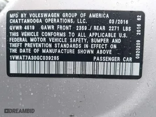 2016 Volkswagen Passat 1.8T R-Line with VIN 1VWAT7A30GC039285, listed as a IAAI auction lot 41642546 with 177,890 mi miles. Bid and sale history available at carsss.com. Image 9.