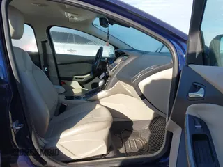 2012 Ford Focus SEL with VIN 1FAHP3M21CL145245, listed as a IAAI auction lot 41320151 with 85,630 mi miles. Bid and sale history available at carsss.com. Image 5.