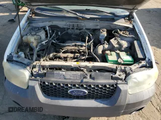 2006 Ford Escape XLS with VIN 1FMYU02Z76KC14463, listed as a Copart auction lot 75658534 with 215,627 mi miles and Clean Title. Bid and sale history available at carsss.com. Image 11.