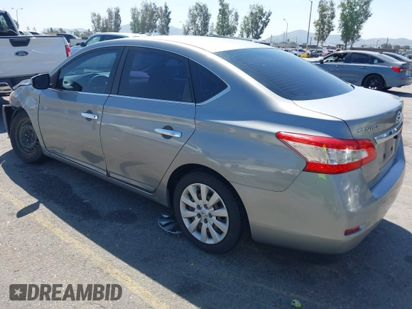 2014 Nissan Sentra SR with VIN 3N1AB7AP6EY250135, listed as a IAAI auction lot 41991142 with 190,072 mi miles and . Bid and sale history available at DreamBid. Image 3.