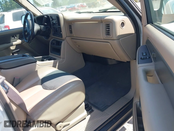 2004 Chevrolet Avalanche Z66 with VIN 3GNEC12T24G299896, listed as a IAAI auction lot 42409451 with 256,446 mi miles and . Bid and sale history available at DreamBid. Image 5.