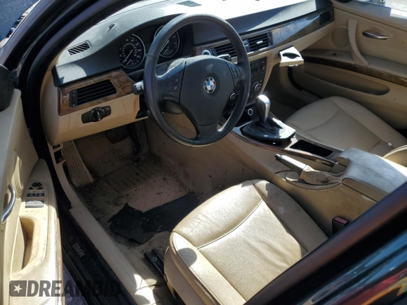2008 BMW 3 Series 328xi z VIN WBAVC93558K037499, wystawiony jako Copart lot #55252825 z przebiegiem Nie podano mil oraz Czysty tytuł • Clean title. Historia ofert i sprzedaży dostępna na DreamBid. Obrazek 8.