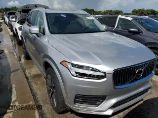 2020 Volvo XC90 Momentum with VIN YV4102CKXL1564733, listed as a Copart auction lot 73797134 with 42,026 mi miles and Non Repairable. Bid and sale history available at carsss.com. Image 5.