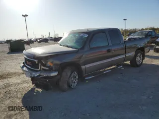 2001 GMC Sierra 1500 SLE z VIN 1GTEK19T41E281937, wystawiony jako Copart lot #52305005 z przebiegiem 145 997 mil mil oraz Szkoda całkowita • Salvage title. Historia ofert i sprzedaży dostępna na DreamBid. Obrazek 1.