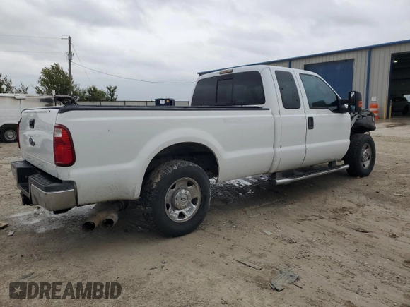 2008 Ford Super Duty F-250 SRW XL with VIN 1FTSX20R18EB63656, listed as a Copart auction lot 79086324 with 211,329 mi miles and Salvage Title. Bid and sale history available at carsss.com. Image 3.