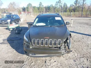 2016 Jeep Cherokee Latitude with VIN 1C4PJMCS4GW279721, listed as a IAAI auction lot 41463929 with 89,205 mi miles. Bid and sale history available at carsss.com. Image 12.