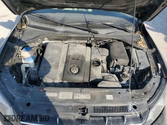 2013 Volkswagen Passat SEL Premium with VIN 1VWCH7A34DC075132, listed as a Copart auction lot 75872334 with 176,819 mi miles and Salvage Title. Bid and sale history available at carsss.com. Image 12.