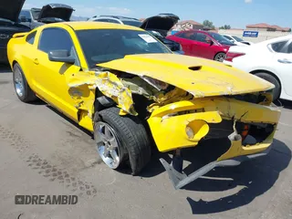 2006 Ford Mustang GT Deluxe with VIN 1ZVFT82H765126853, listed as a IAAI auction lot 36514152 with 160,888 mi miles. Bid and sale history available at carsss.com. Image 1.