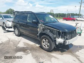 2002 Toyota Highlander with VIN JTEGD21A920035608, listed as a IAAI auction lot 42683218 with 67,063 mi miles and . Bid and sale history available at DreamBid. Image 1.