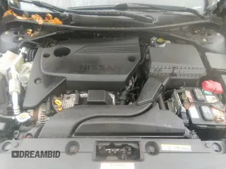 2018 Nissan Altima 2.5 S with VIN 1N4AL3AP4JC215542, listed as a IAAI auction lot 38375351 with 104,555 mi miles. Bid and sale history available at carsss.com. Image 10.