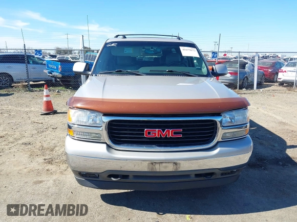 2005 GMC Yukon XL SLT with VIN 1GKFK16Z75J185959, listed as a IAAI auction lot 41679673 with 275,667 mi miles. Bid and sale history available at carsss.com. Image 6.