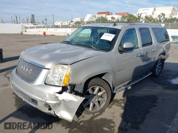 2007 GMC Yukon XL z VIN 1GKFK668X7J319869, wystawiony jako IAAI lot #41681597 z przebiegiem 154 318 mil mil oraz . Historia ofert i sprzedaży dostępna na DreamBid. Obrazek 2.
