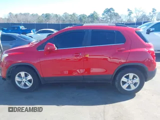 2015 Chevrolet Trax LT with VIN 3GNCJLSB8FL216708, listed as a IAAI auction lot 41646647 with 106,405 mi miles. Bid and sale history available at carsss.com. Image 14.