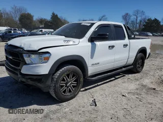 2019 Ram 1500 Tradesman z VIN 1C6SRFCT7KN545715, wystawiony jako Copart lot #49501075 z przebiegiem 95 226 mil mil oraz Czysty tytuł • Clean title. Historia ofert i sprzedaży dostępna na DreamBid. Obrazek 1.