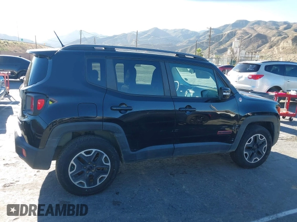 2015 Jeep Renegade Trailhawk с VIN ZACCJBCT2FPC20013, выставлен на аукционе IAAI как лот 42680212 с пробегом 285 990 миль миль и . История ставок и продаж доступна на DreamBid. Изображение 13.