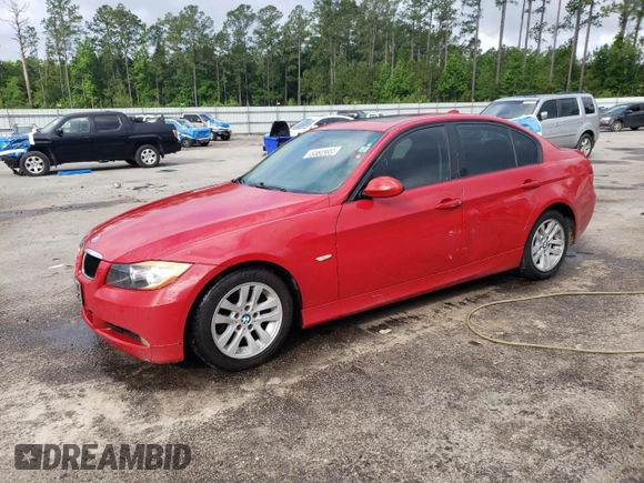 2007 BMW 3 Series 328i z VIN WBAVA33517KX80212, wystawiony jako Copart lot #55639855 z przebiegiem 246 801 mil mil oraz Szkoda całkowita • Salvage title. Historia ofert i sprzedaży dostępna na DreamBid. Obrazek 1.