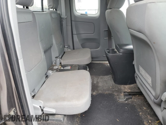 2012 Toyota Tacoma z VIN 5TFUU4EN0CX041841, wystawiony jako Copart lot #54304375 z przebiegiem 148 536 mil mil oraz Szkoda całkowita • Salvage title. Historia ofert i sprzedaży dostępna na DreamBid. Obrazek 10.