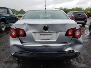 2008 Volkswagen Jetta S с VIN 3VWJZ71K68M168573, выставлен на аукционе Copart как лот 55776955 с пробегом 110 273 миль миль и Списание • Salvage title. История ставок и продаж доступна на DreamBid. Изображение 6.