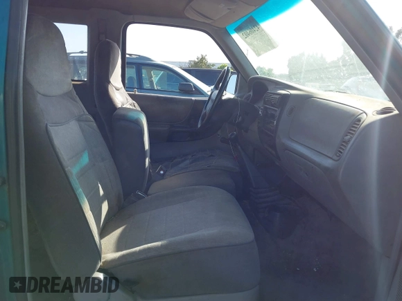 1995 Ford Ranger XL with VIN 1FTCR14A0SPB06504, listed as a IAAI auction lot 42406402 with 250,689 mi miles and . Bid and sale history available at DreamBid. Image 5.