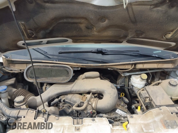 2018 Ford Transit with VIN 1FTYE1CM7JKB09229, listed as a IAAI auction lot 41851224 with 33,916 mi miles and . Bid and sale history available at DreamBid. Image 10.