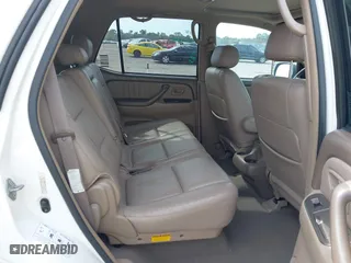 2004 Toyota Sequoia Limited with VIN 5TDZT38A04S236082, listed as a IAAI auction lot 41598592 with 104,042 mi miles. Bid and sale history available at carsss.com. Image 8.