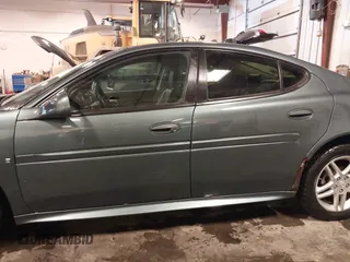 2006 Pontiac Grand Prix GT z VIN 2G2WR554461315118, wystawiony jako IAAI lot #41583027 z przebiegiem 243 614 mil mil oraz . Historia ofert i sprzedaży dostępna na DreamBid. Obrazek 14.