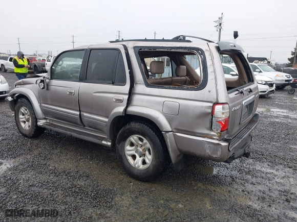 2002 Toyota 4Runner Limited with VIN JT3GN87R720251494, listed as a IAAI auction lot 41562925 with 216,318 mi miles. Bid and sale history available at carsss.com. Image 3.