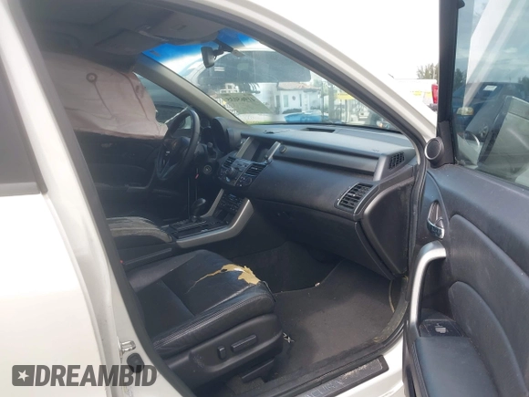 2011 Acura RDX Tech Pkg with VIN 5J8TB2H53BA002178, listed as a IAAI auction lot 41965035 with 175,196 mi miles. Bid and sale history available at carsss.com. Image 5.