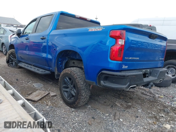2022 Chevrolet Silverado 1500 Custom Trail Boss with VIN 3GCPDCED3NG689082, listed as a IAAI auction lot 41847136 with 38,101 mi miles and . Bid and sale history available at DreamBid. Image 3.