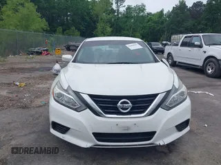 2018 Nissan Altima SR with VIN 1N4AL3AP5JC214819, listed as a IAAI auction lot 42066442 with 161,323 mi miles and . Bid and sale history available at carsss.com. Image 12.