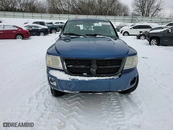 2008 Dodge Dakota Laramie with VIN 1D7HW58N68S637012, listed as a Copart auction lot 45932835 with 152,146 mi miles and Clean Title. Bid and sale history available at carsss.com. Image 10.