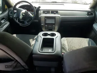 2007 Chevrolet Tahoe LS с VIN 1GNFC13C77R311841, выставлен на аукционе Copart как лот 65167765 с пробегом 155 303 миль миль и Списание • Salvage title. История ставок и продаж доступна на DreamBid. Изображение 8.