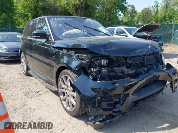 2017 Land Rover Range Rover Sport z VIN SALWR2FE6HA145041, wystawiony jako IAAI lot #42160620 z przebiegiem 64 839 mil mil oraz . Historia ofert i sprzedaży dostępna na DreamBid. Obrazek 18.