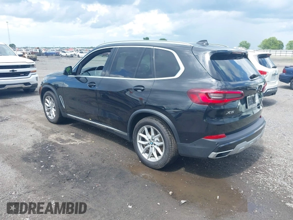 2020 BMW X5 xDrive40i with VIN 5UXCR6C04L9D63551, listed as a IAAI auction lot 42505561 with 56,763 mi miles and . Bid and sale history available at DreamBid. Image 3.