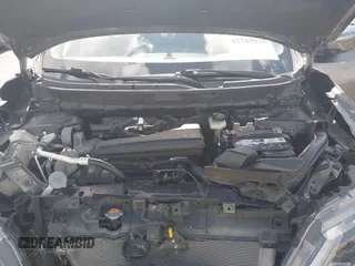2017 Nissan Rogue SV z VIN JN8AT2MT0HW388730, wystawiony jako IAAI lot #42289935 z przebiegiem 124 943 mil mil oraz . Historia ofert i sprzedaży dostępna na DreamBid. Obrazek 10.