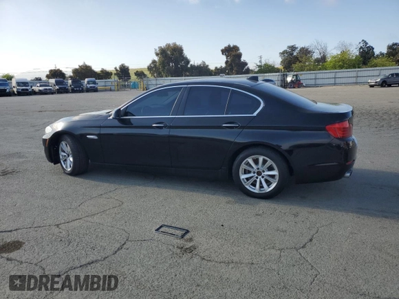 2013 BMW 5 Series 528i with VIN WBAXG5C58DDY37525, listed as a Copart auction lot 55680265 with 123,600 mi miles and Clean Title. Bid and sale history available at carsss.com. Image 2.