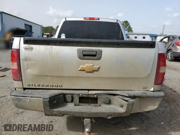 2013 Chevrolet Silverado 1500 LT with VIN 3GCPKSE74DG330767, listed as a Copart auction lot 49609515 with 252,108 mi miles and Salvage Title. Bid and sale history available at DreamBid. Image 6.