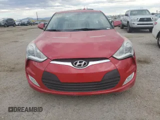2014 Hyundai Veloster RE:FLEX z VIN KMHTC6AD3EU212525, wystawiony jako Copart lot #52935475 z przebiegiem 54 086 mil mil oraz Szkoda całkowita • Salvage title. Historia ofert i sprzedaży dostępna na DreamBid. Obrazek 5.