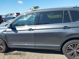 2018 Volkswagen Tiguan SEL with VIN 3VV3B7AX5JM036164, listed as a IAAI auction lot 41876403 with 108,269 mi miles and . Bid and sale history available at DreamBid. Image 14.